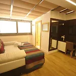 ホテル オットペラ 3*