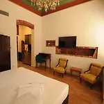 オットペラ ホテル 3*