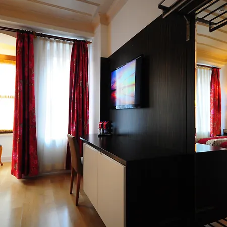 Ottopera (adults Only) Hotell