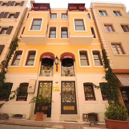 Ottopera (adults Only) 3*